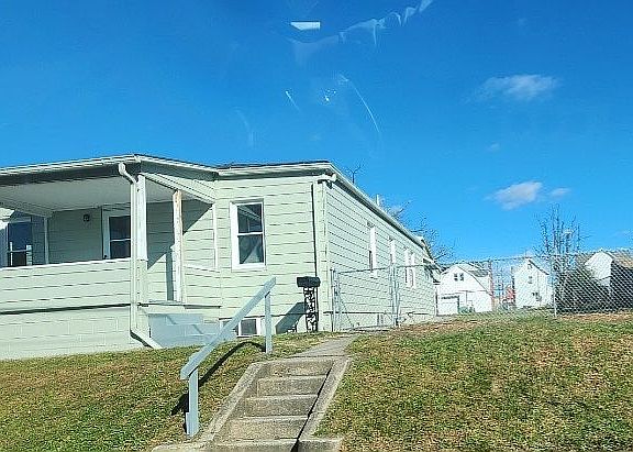 2nd image of 356 Monroe St