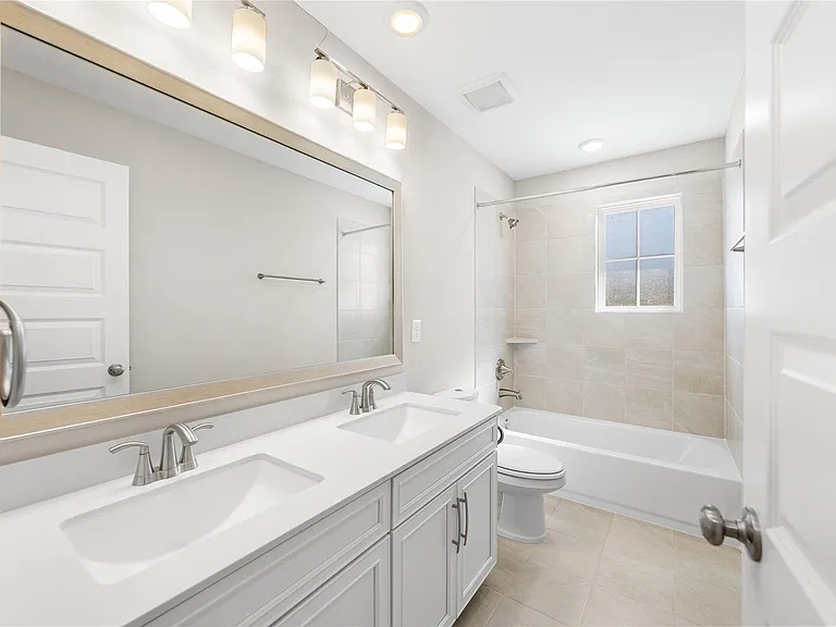 17681 Rosette Grass Dr — Photo 38