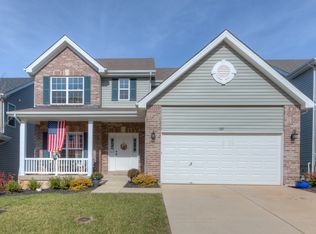 969 Meramec Grove Dr, Ballwin, MO 63021