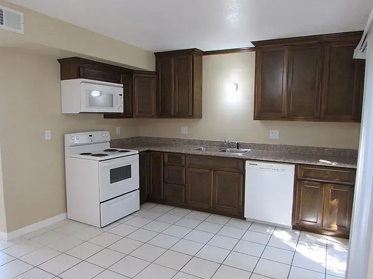 805 South St #8 — Photo 5