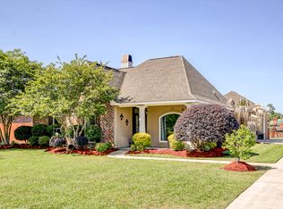 8049 Fitzgerald Dr, Denham Springs, LA 70706