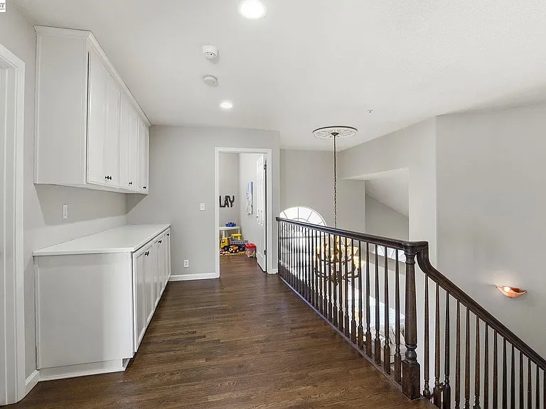 780 Avante Pl — Photo 11