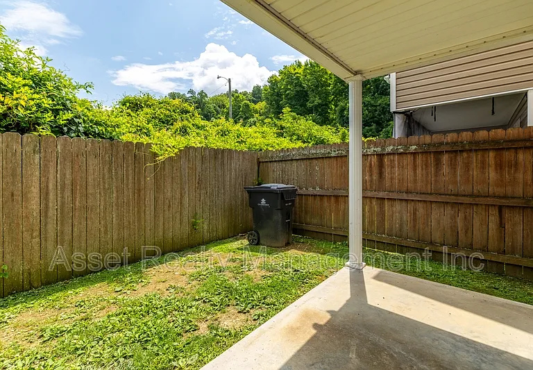 4730 Forest Landing Way — Photo 8