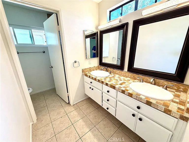 24911 Laguna Vis — Photo 32