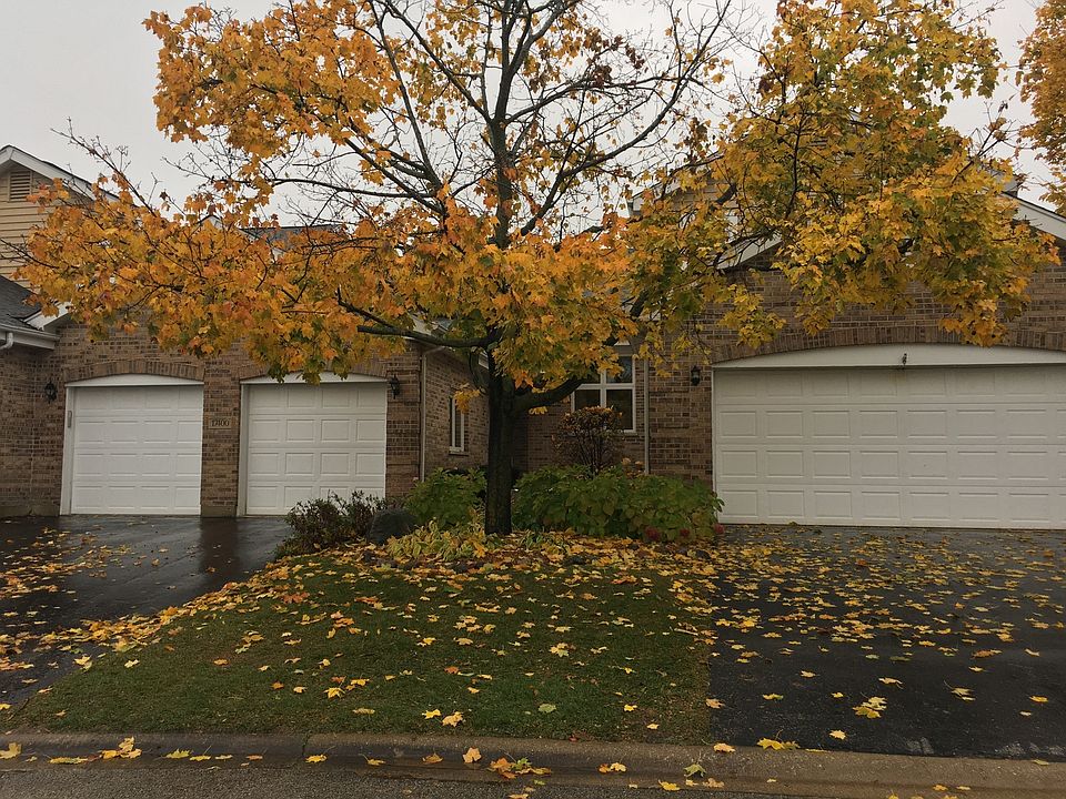 1st image of 17400 Brook Crossing Ln