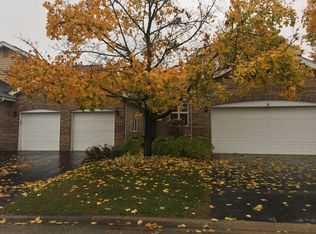 17400 Brook Crossing Ln, Orland Park, IL 60467
