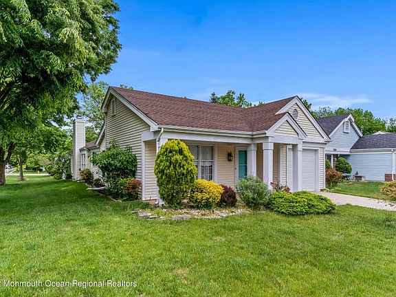 2nd image of 1500 Quince Pl