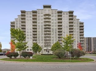 1030 Coronation Dr #111, London, ON N6G 0G5