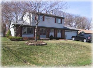 22801 Heatherbrae Way, Novi, MI 48375