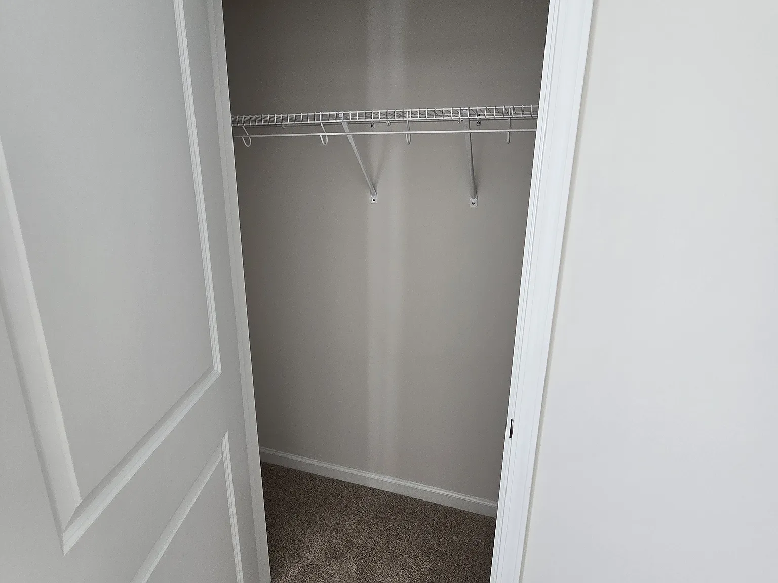 2215 Bullsham Rd — Photo 3