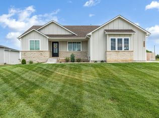 7000 E Pheasant Ridge St, Wichita, KS 67226