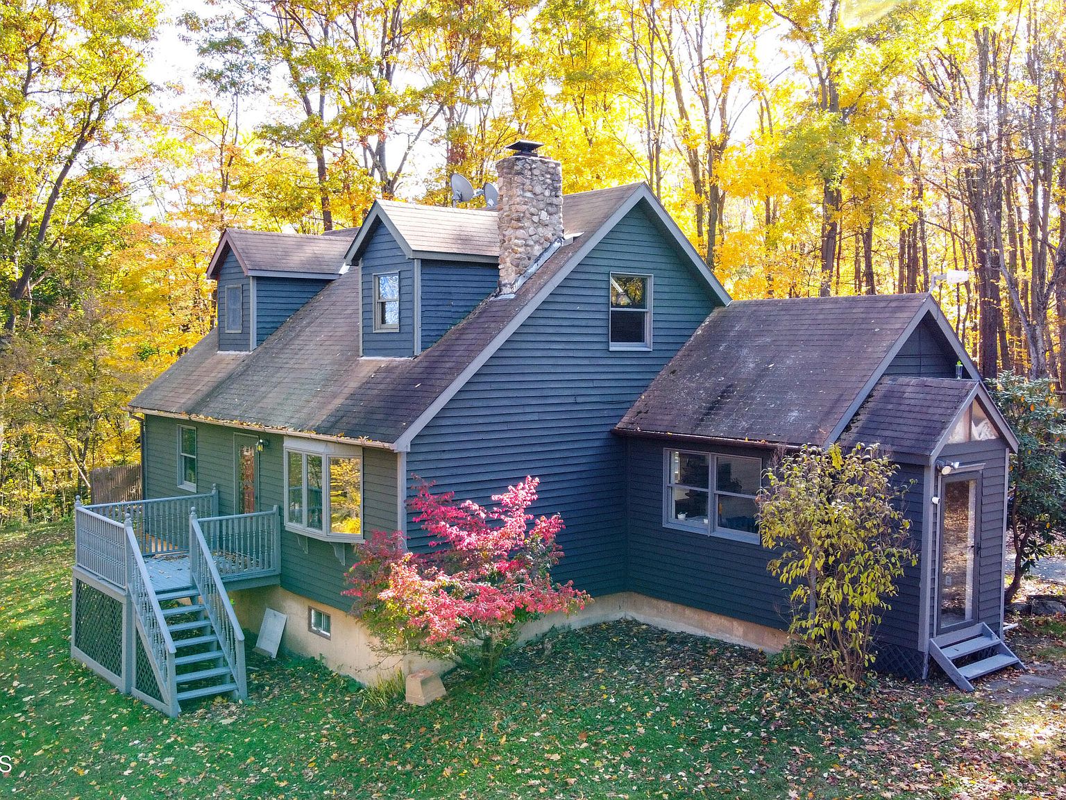 27 Dundee Avenue, Hoosick Falls, NY 12090 Zillow