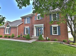 1044 Chapel Creek Trl, New Albany, IN 47150