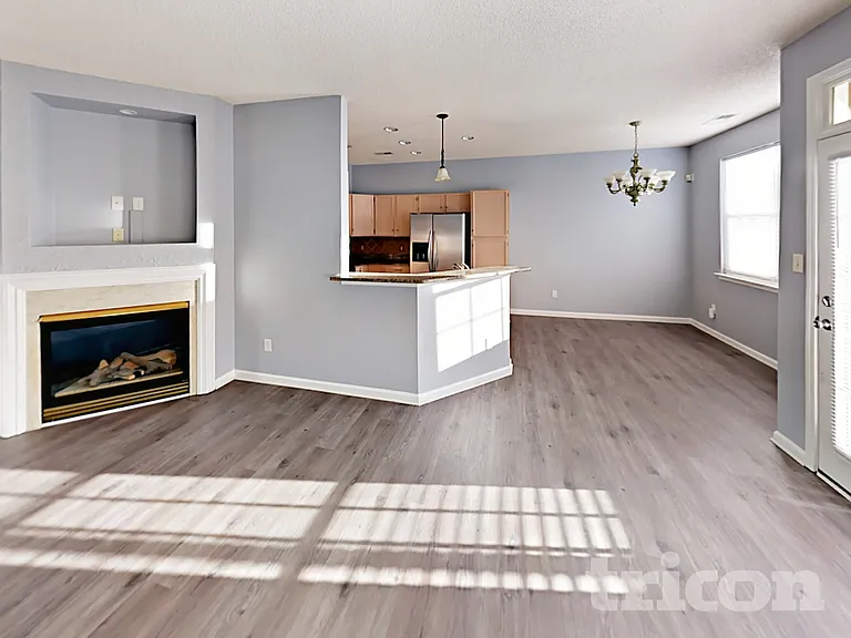 3846 Tioga Ln — Photo 3