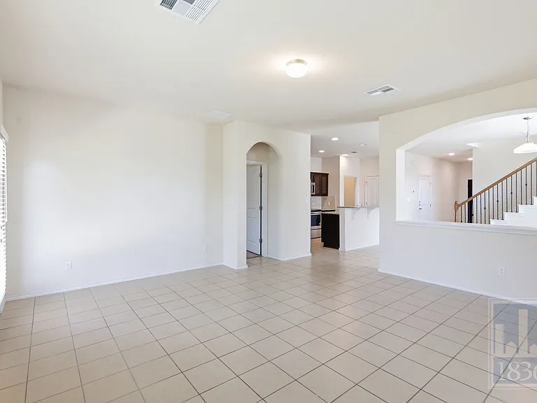 729 Manzano Ln #T3 — Photo 8