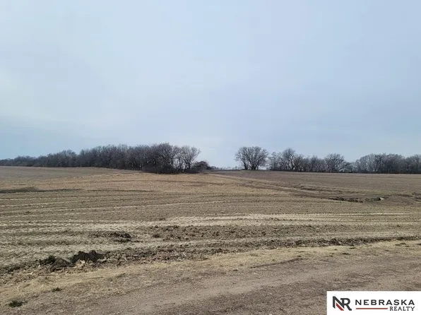 405 Ash St, Ceresco, NE 68017