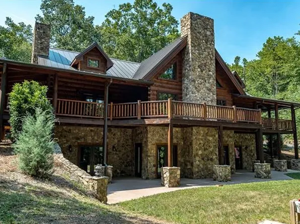 880 Hallman Farm Ln, Iron Station, NC 28080