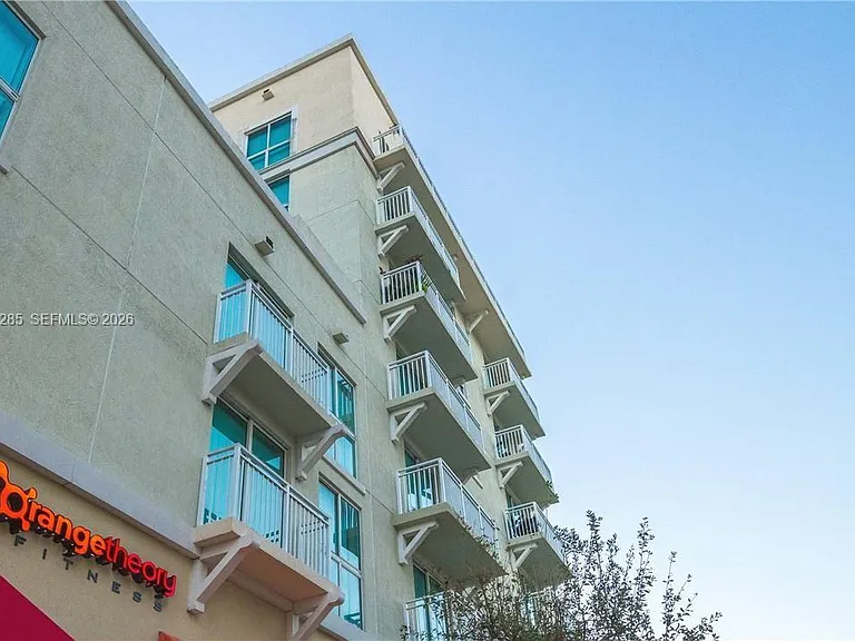 7280 SW 90th St #504 — Photo 17