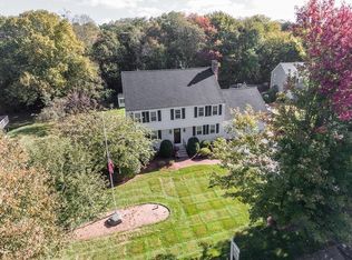 15 Chilmark Rd, Franklin, MA 02038