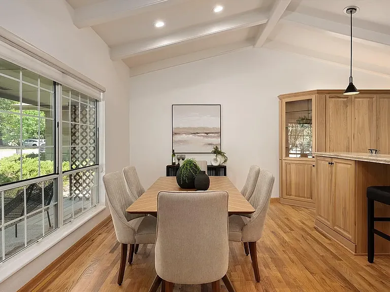 3242 Grovewood Dr — Photo 11