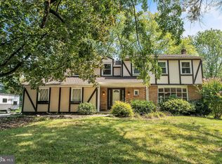 601 N Whitford Rd, Exton, PA 19341