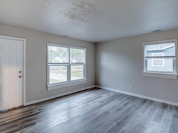 2nd image of 4415 W 21st Ave