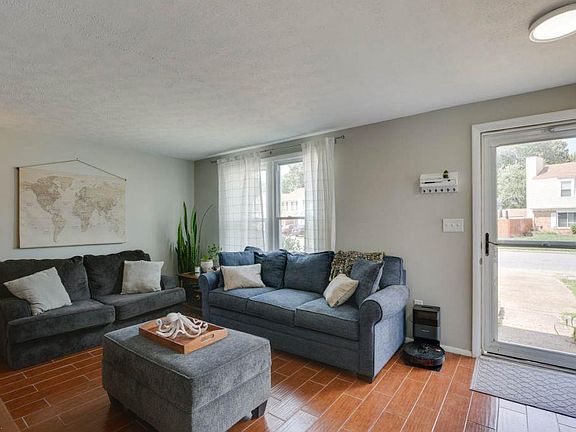 4th image of 4635 Glanmire Dr