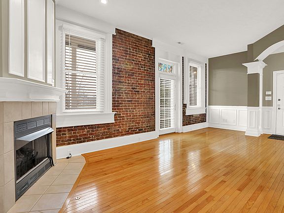 5th image of 5757 Lawton Loop E Dr APT 1