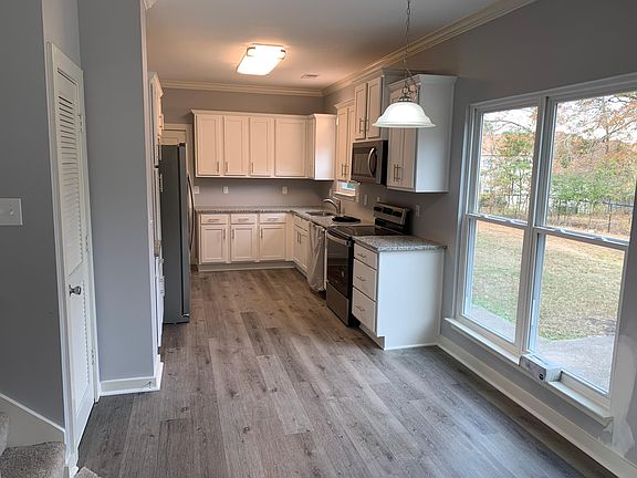 Dinette area and Kitchen