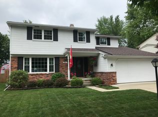 2811 Provincetowne Dr, Toledo, OH 43613