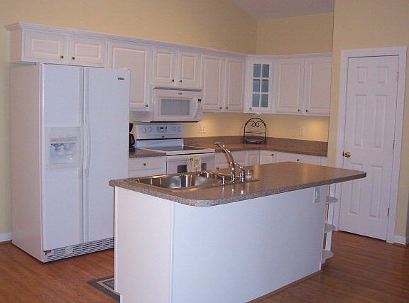 4th image of 204 Hatteras Dr
