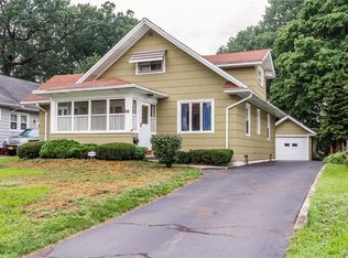 98 Duffern Dr, Rochester, NY 14616