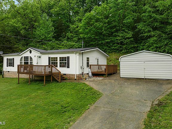5th image of 250 Dogwalk Rd