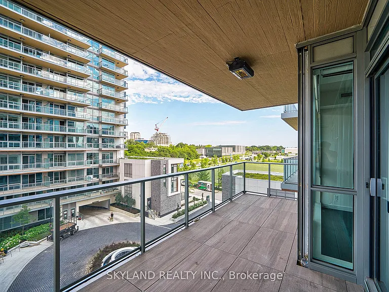 27 McMahon Dr #608 — Photo 31