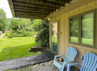 10 Chippewa Way #8, Waterville Valley, NH 03215