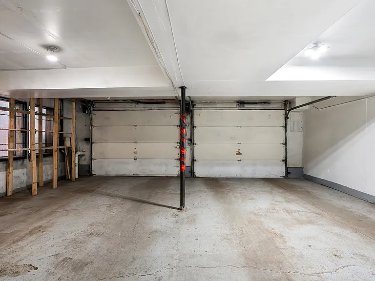 1050 S Monaco Pkwy #145 — Photo 23