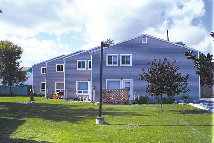 100 Wickham Rd
