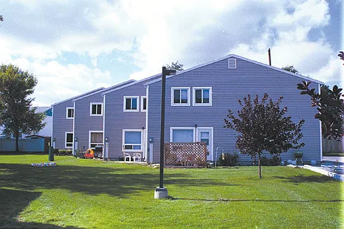 100 Wickham Rd Photo 1