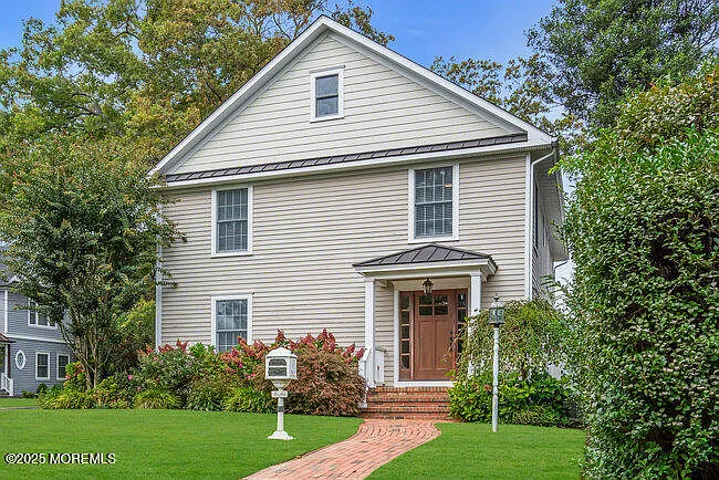 4 bed, 3.5 bath, $10,000 — Photo 2