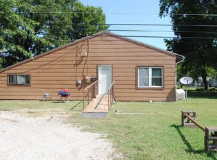 415 N 18th St, Independence, KS 67301