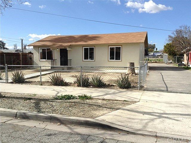 1st image of 255 N Tahquitz Ave
