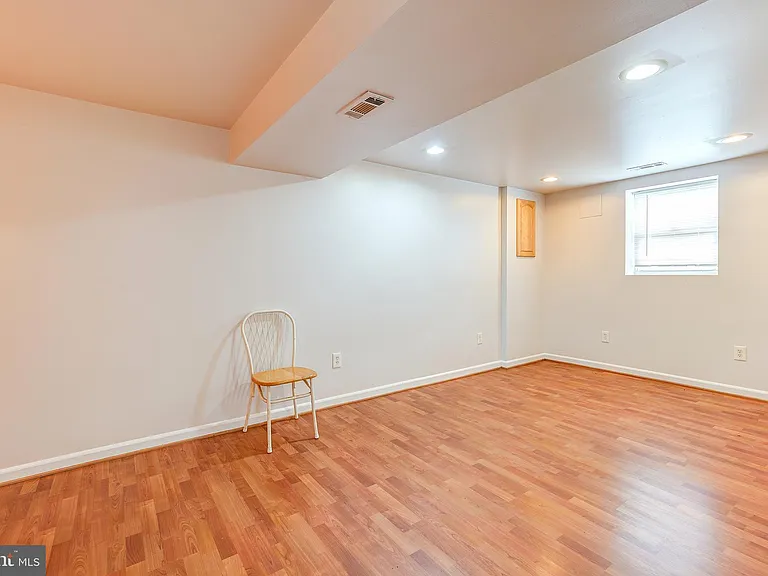 2708 Shanandale Dr — Photo 36