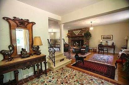 2nd image of 1106 Alhambra Cir