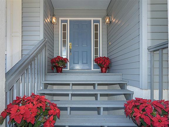 3rd image of 1249 Bayshore Dr