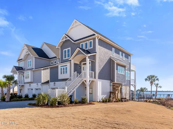 102 Pier View Court, Hampstead, NC 28443