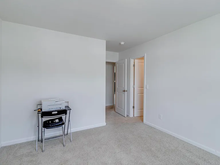 196 Dunham Rd — Photo 25