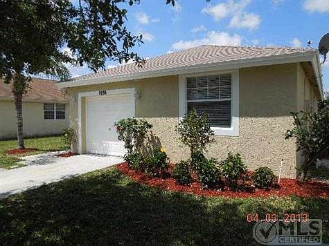 5th image of 1038 Park Hill Dr