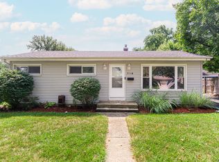 719 W Ridge Rd, Villa Park, IL 60181