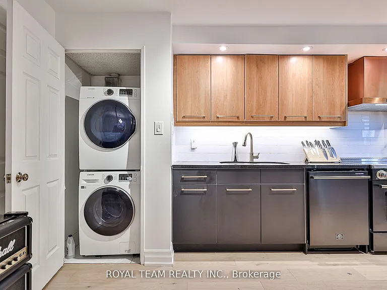 211 N Saint Patrick St S #Penthouse C-10 — Photo 41