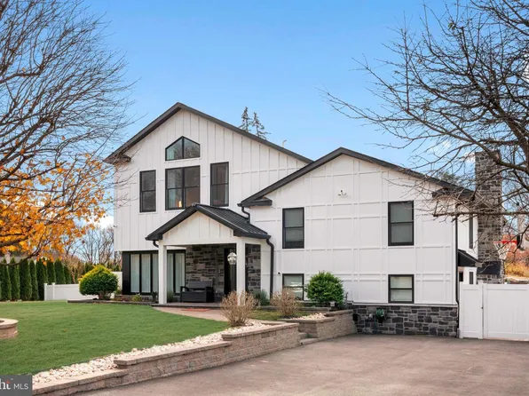 528 Hoyt Rd, Huntingdon Valley, PA 19006